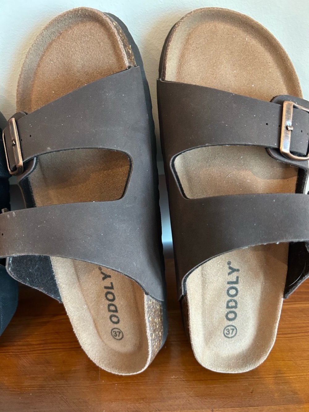 Lot of 3 pairs two-strap sandals never worn Size 37 summer footwear NWOT - Picture 3 of 5